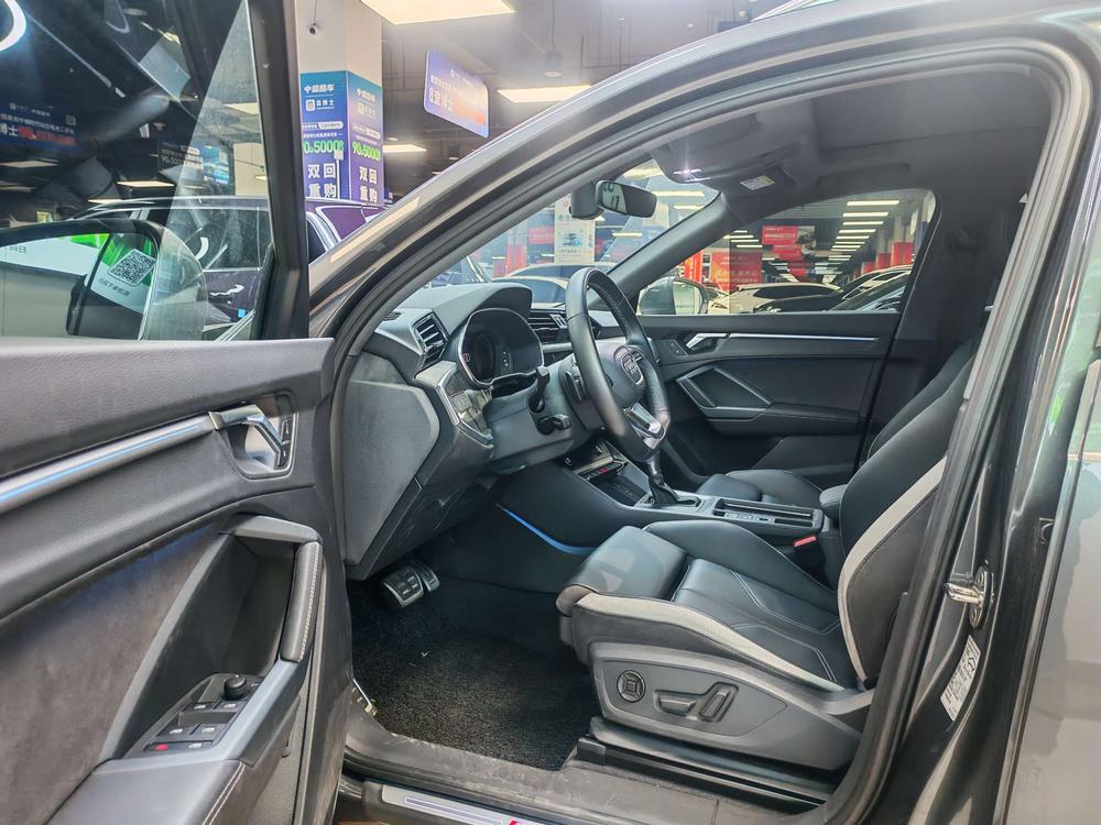 Audi Audi Q3