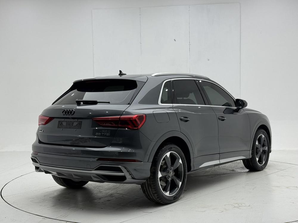 Audi Audi Q3