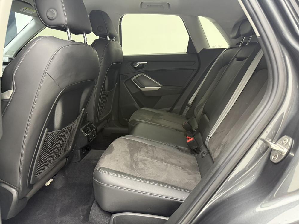 Audi Audi Q3