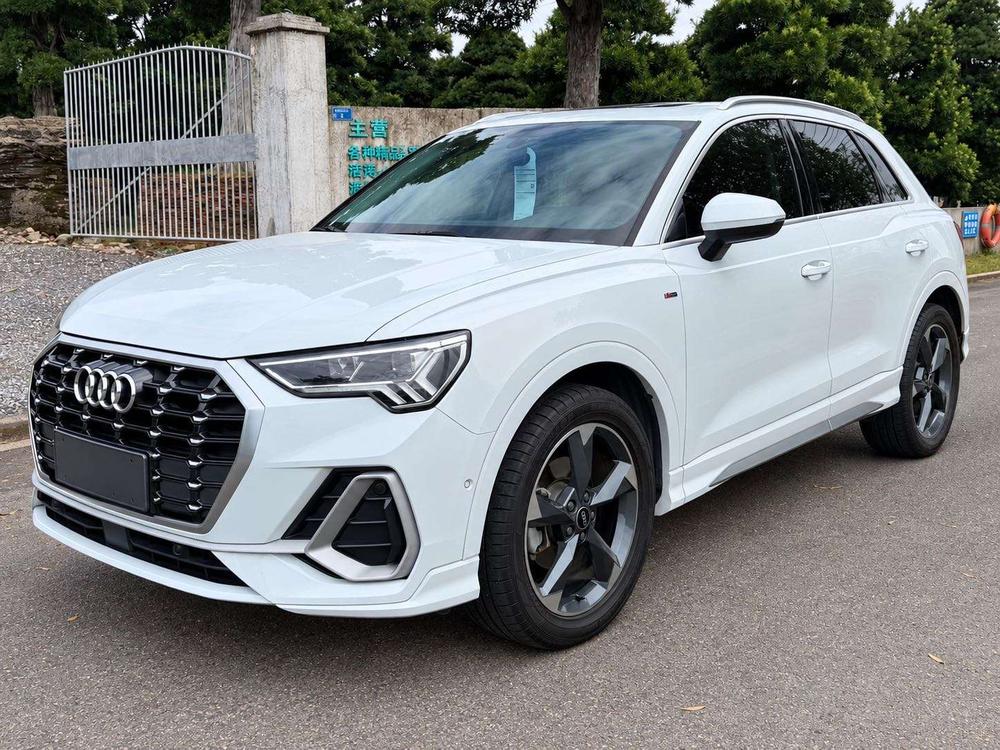 Audi Audi Q3