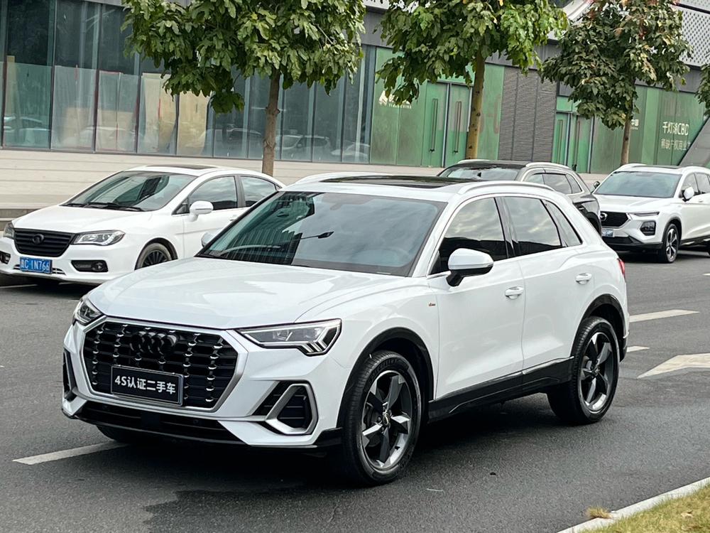 Audi Audi Q3