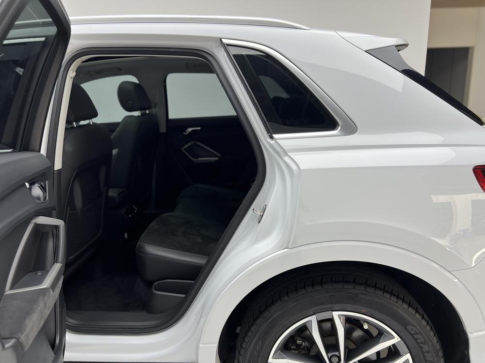 Audi Audi Q3
