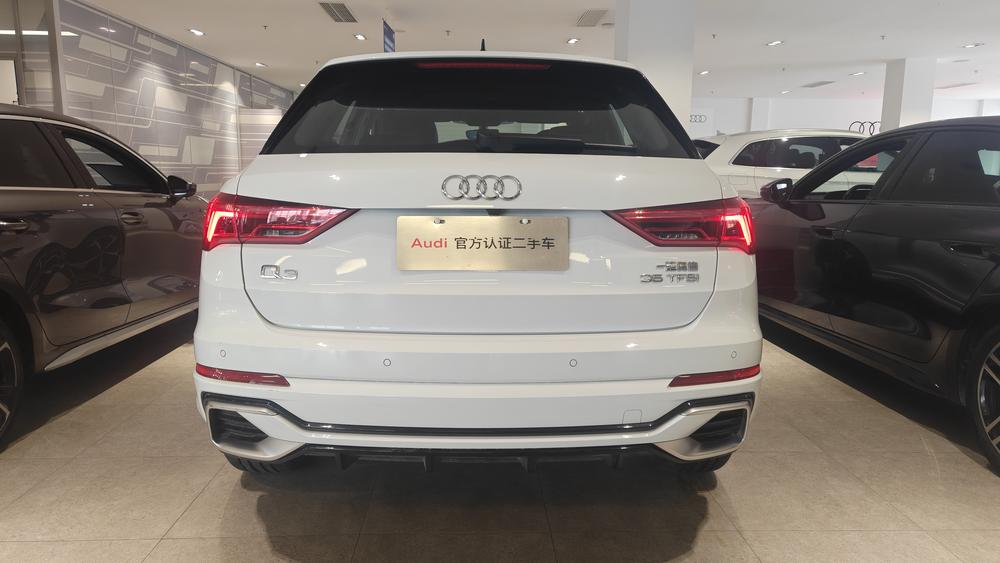 Audi Audi Q3