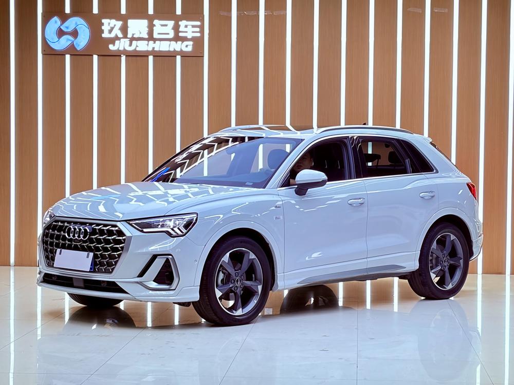 Audi Audi Q3