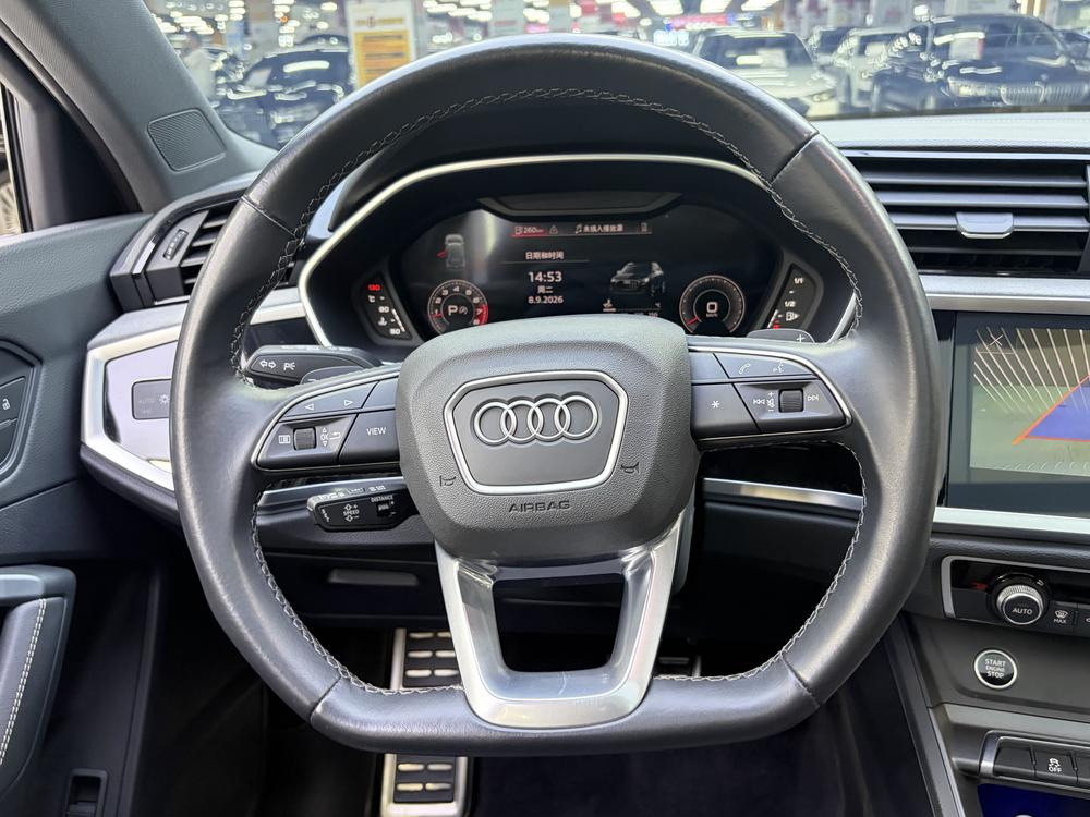Audi Audi Q3