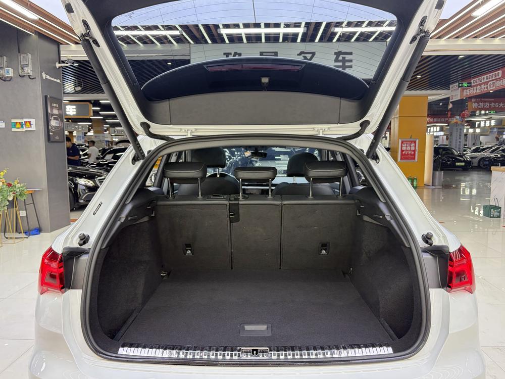 Audi Audi Q3