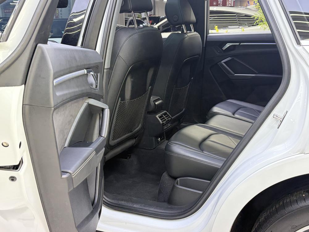 Audi Audi Q3