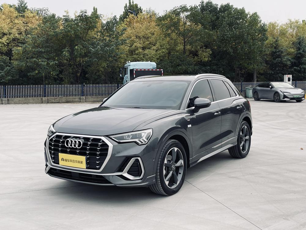 Audi Audi Q3