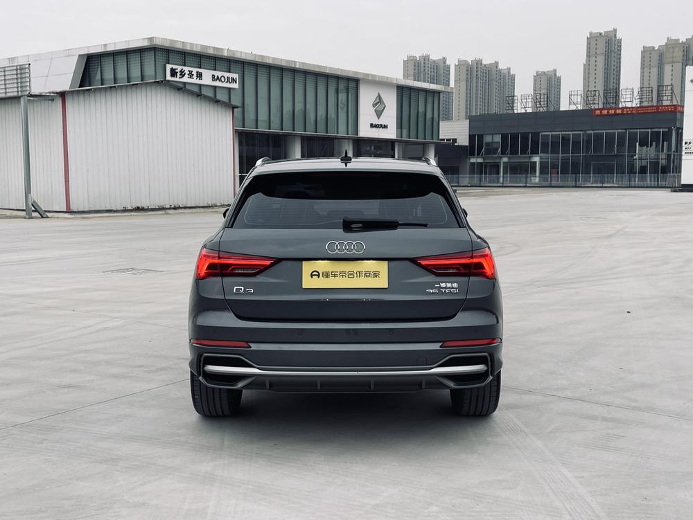 Audi Audi Q3