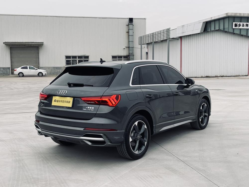 Audi Audi Q3