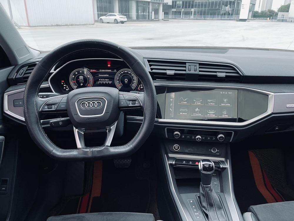 Audi Audi Q3