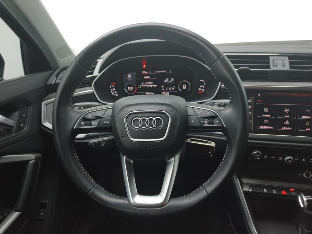 Audi Audi Q3