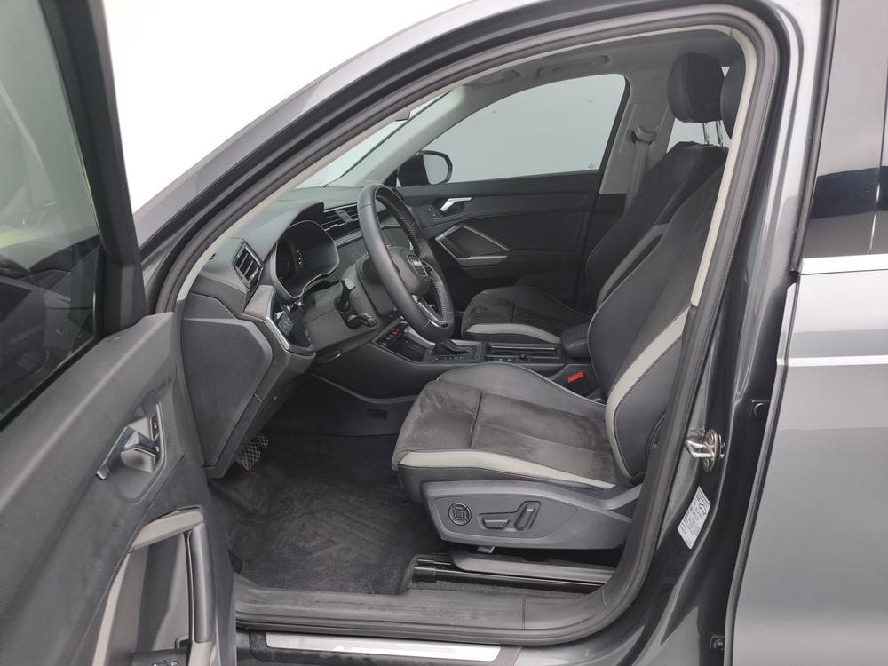 Audi Audi Q3