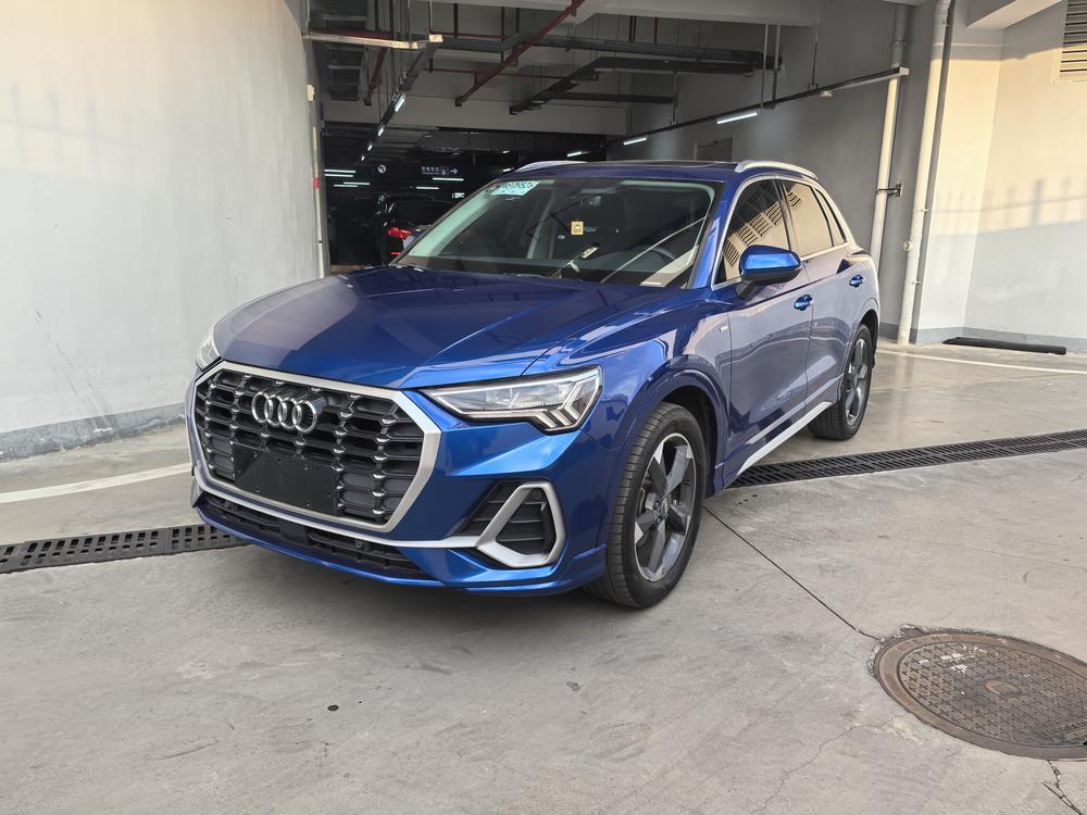 Audi Audi Q3
