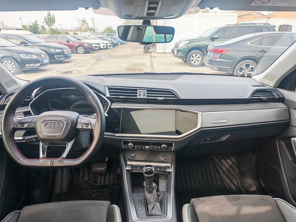 Audi Audi Q3