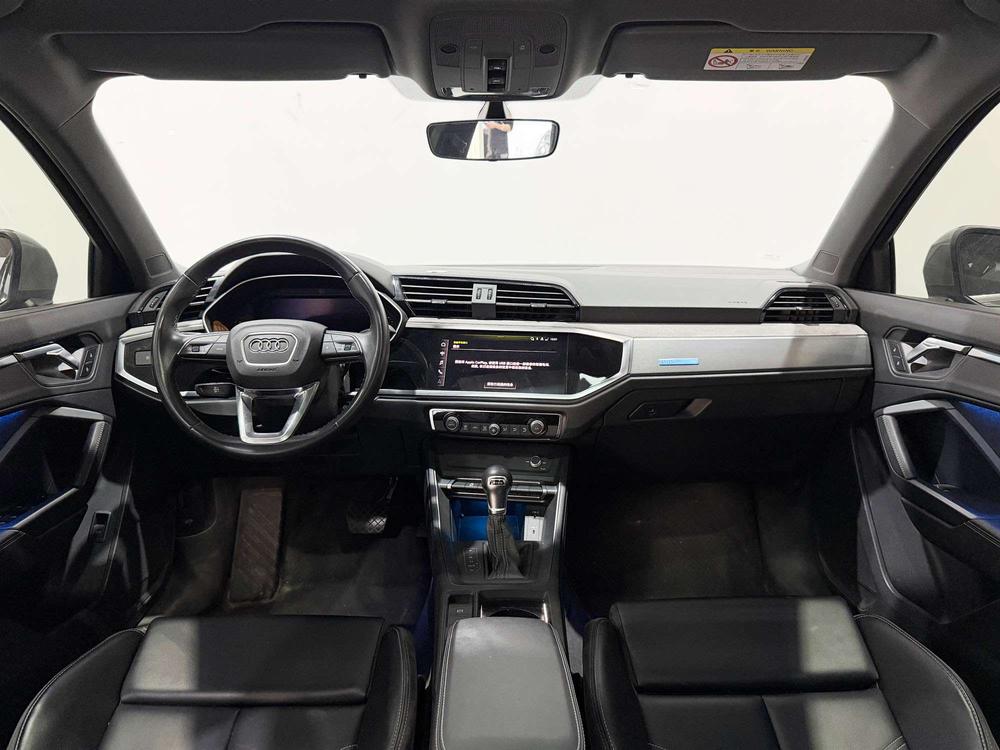 Audi Audi Q3