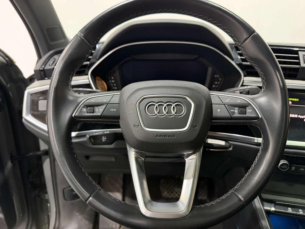 Audi Audi Q3