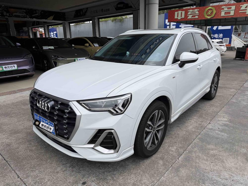 Audi Audi Q3