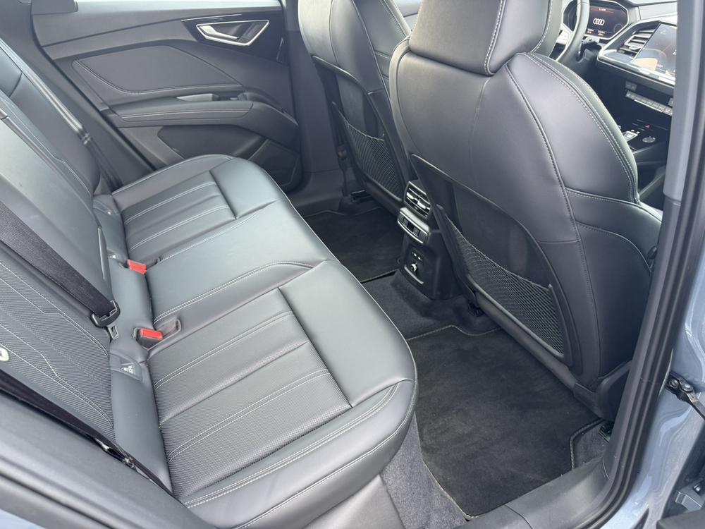 Audi Audi Q4 e-tron