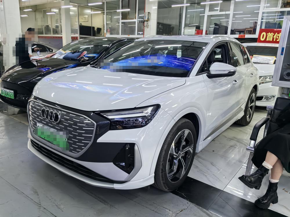 Audi Audi Q4 e-tron