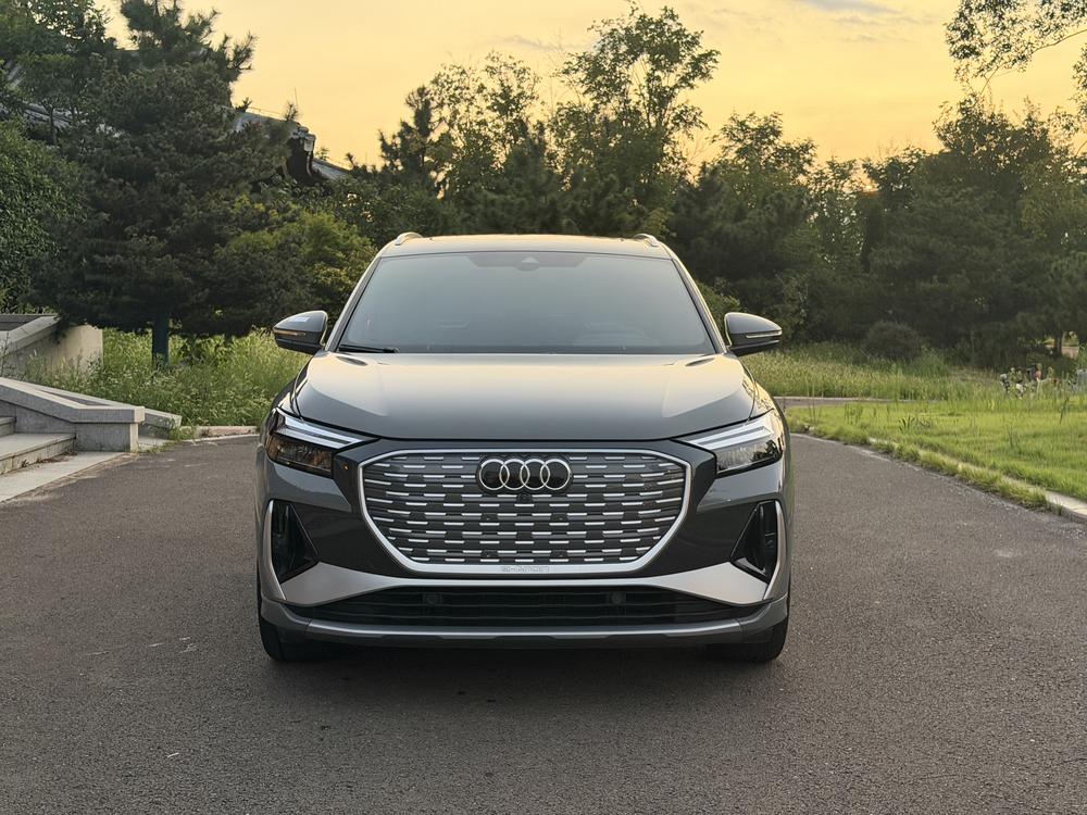 Audi Audi Q4 e-tron