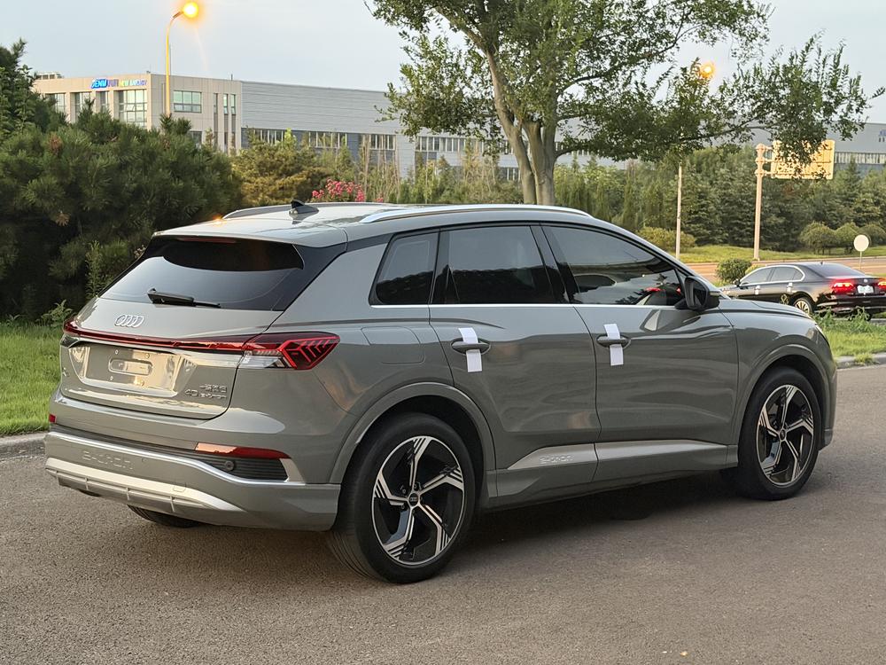 Audi Audi Q4 e-tron