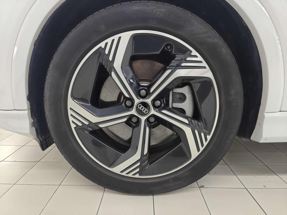 Audi Audi Q4 e-tron