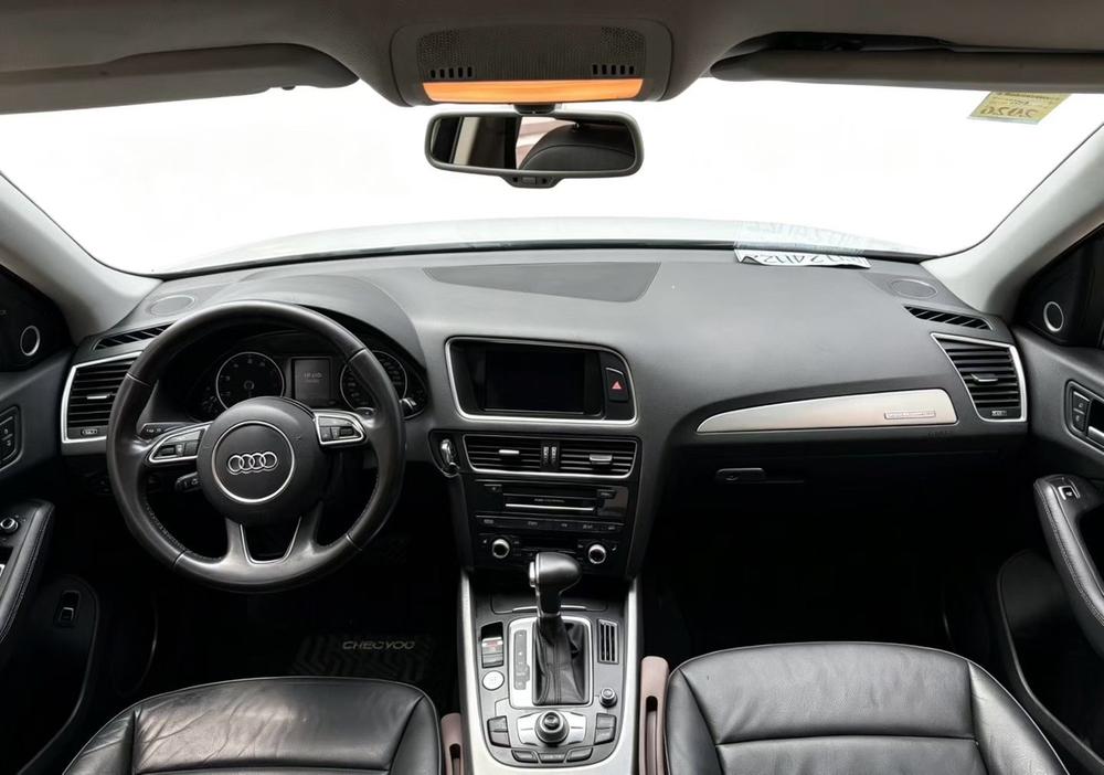 Audi Audi Q5 (Import)