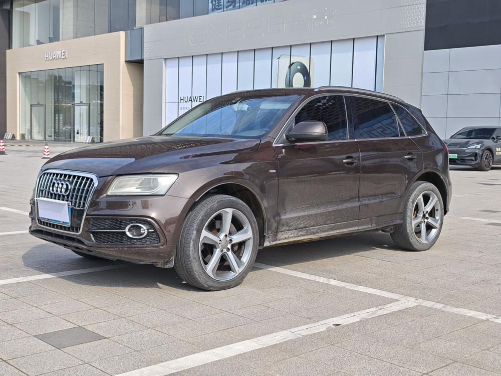 Audi Audi Q5 (Import)
