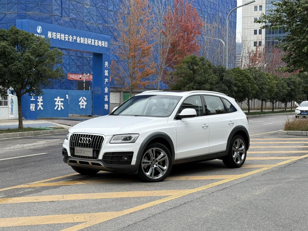 Audi Audi Q5 (Import)