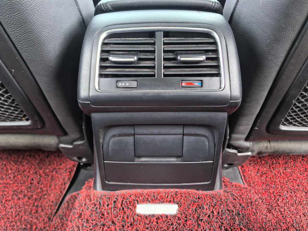 Audi Audi Q5
