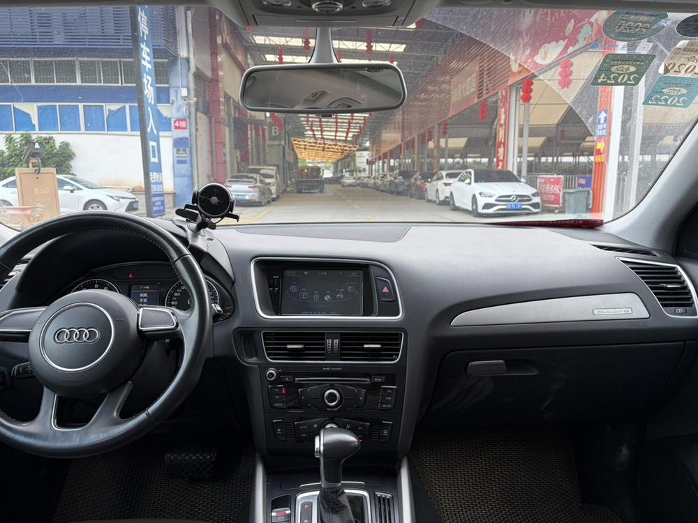 Audi Audi Q5