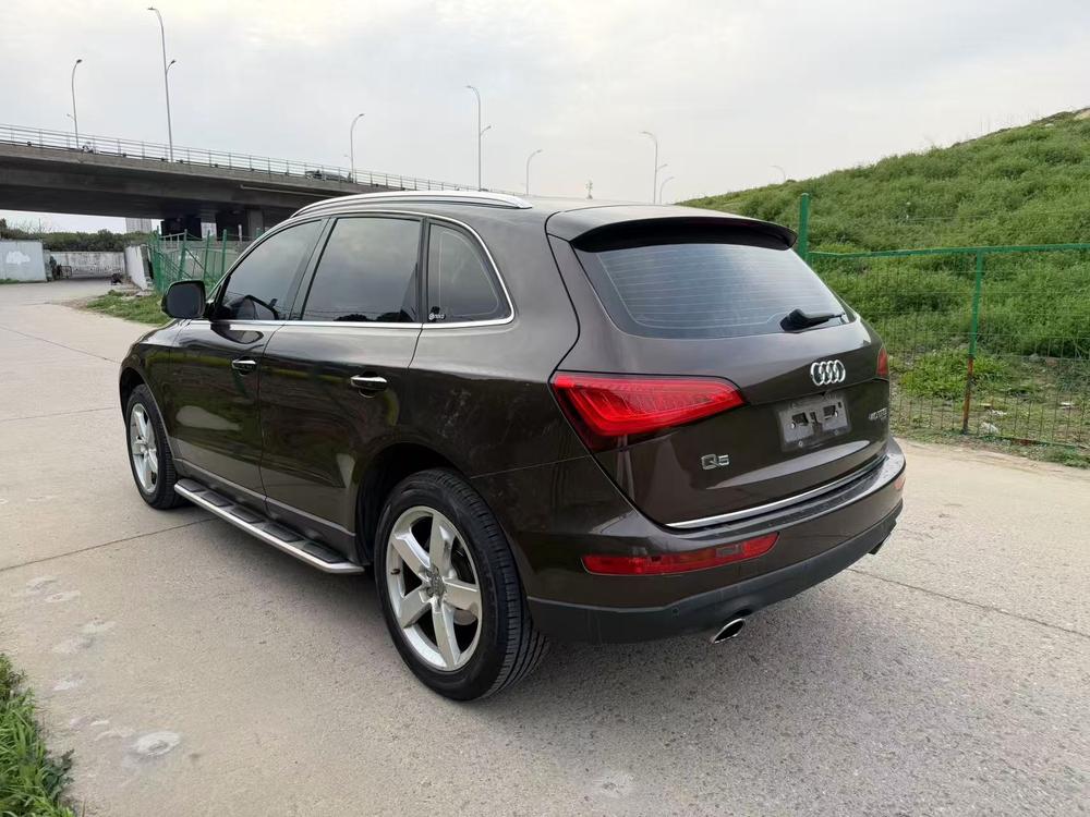 Audi Audi Q5