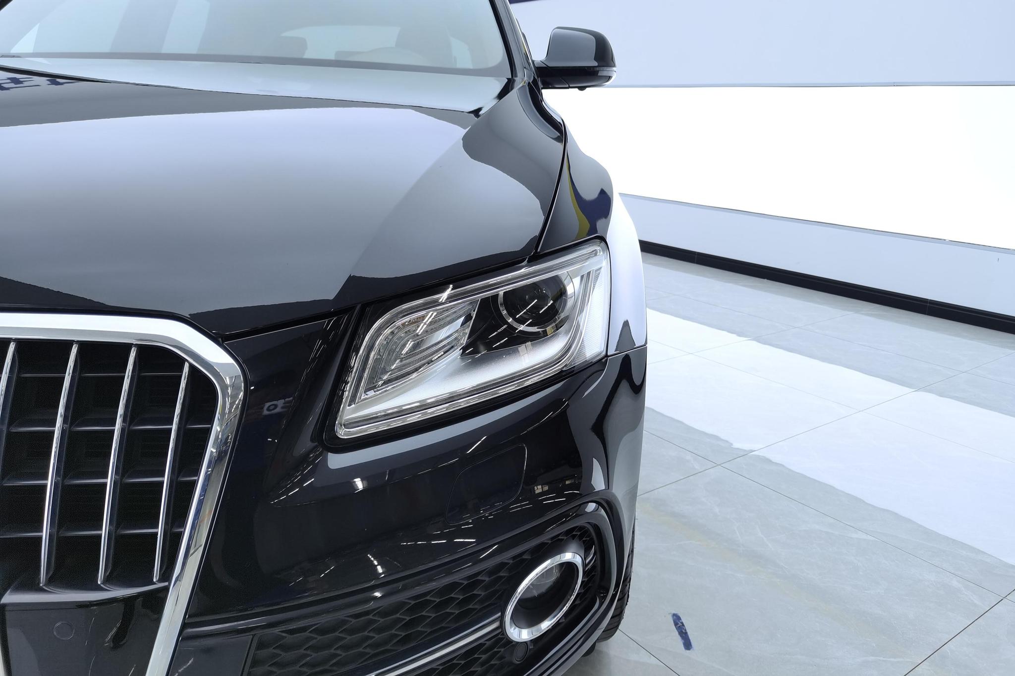 Audi Audi Q5