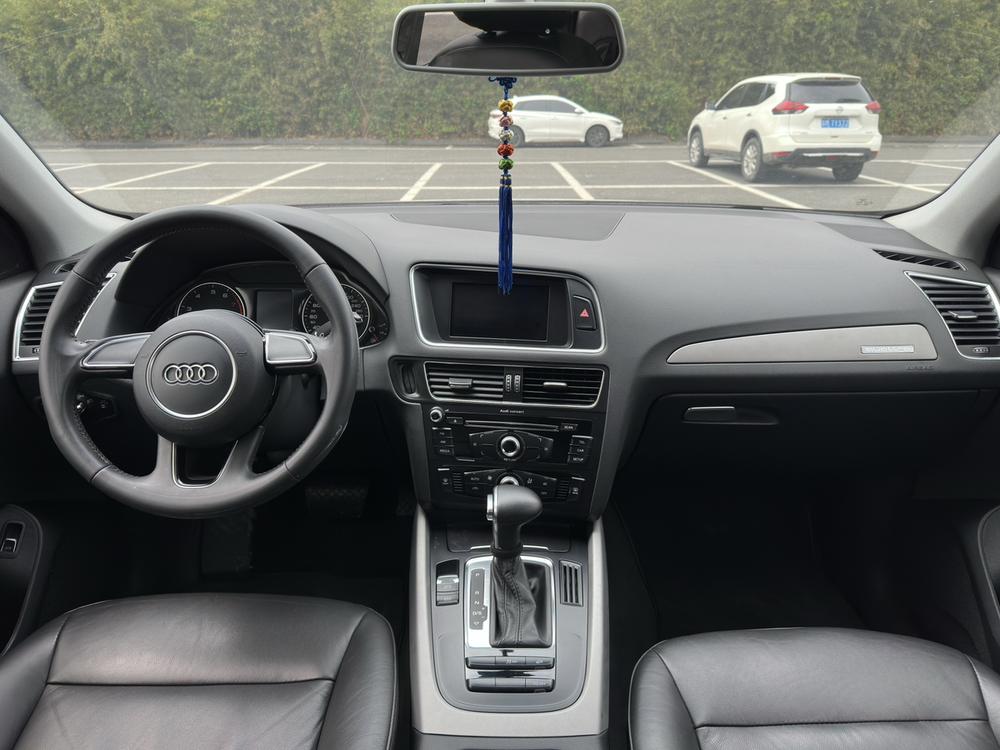 Audi Audi Q5