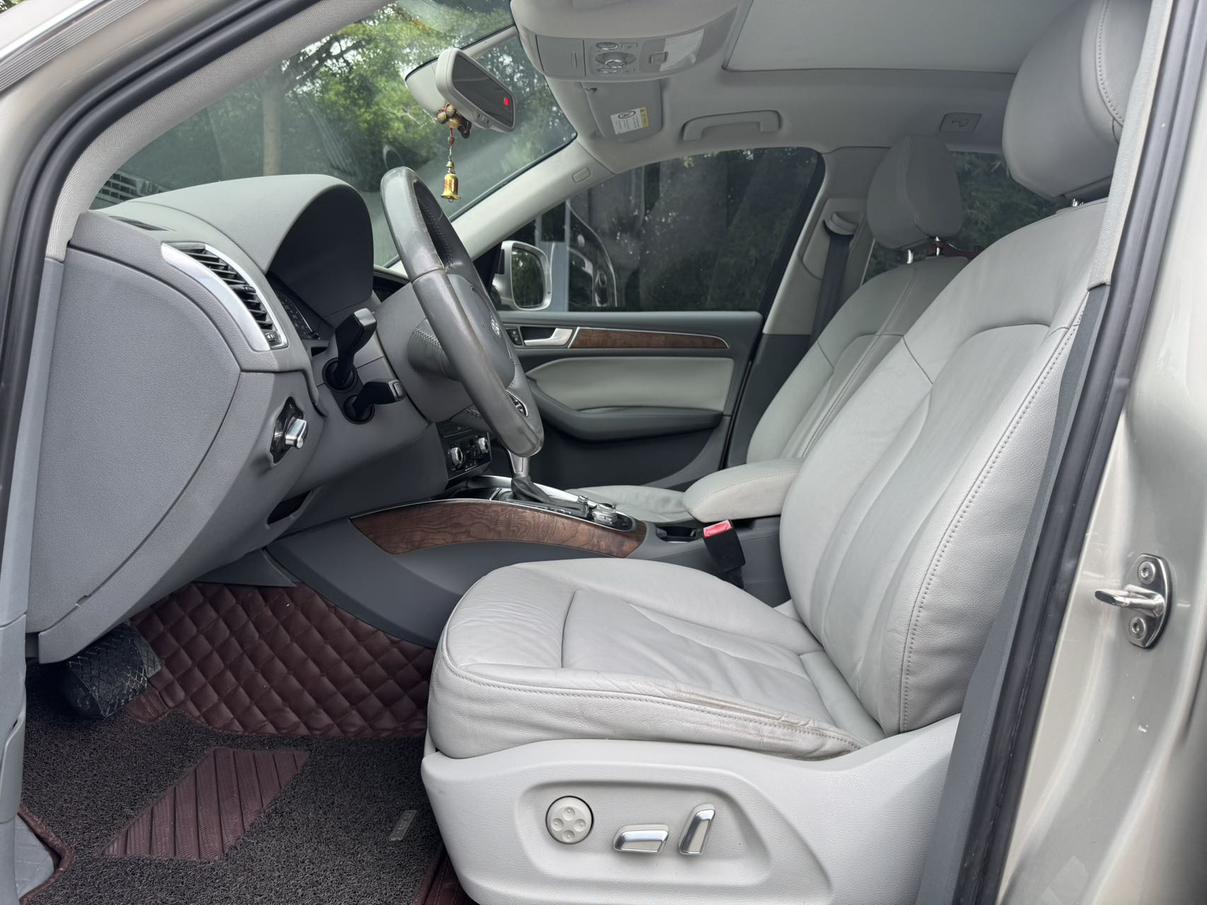 Audi Audi Q5