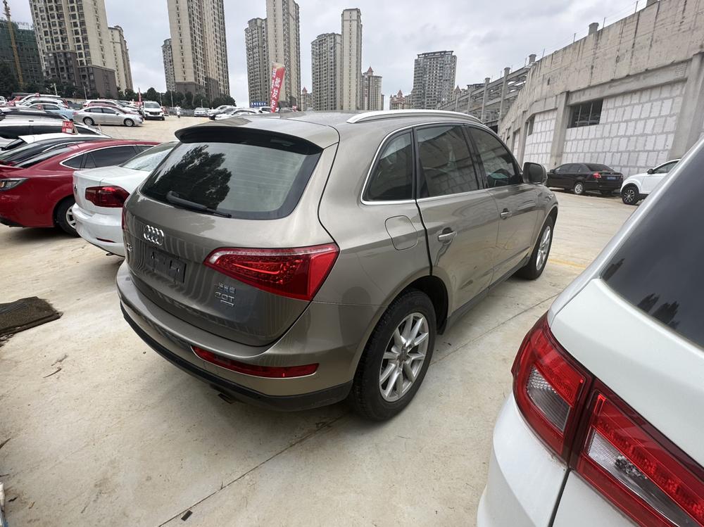 Audi Audi Q5