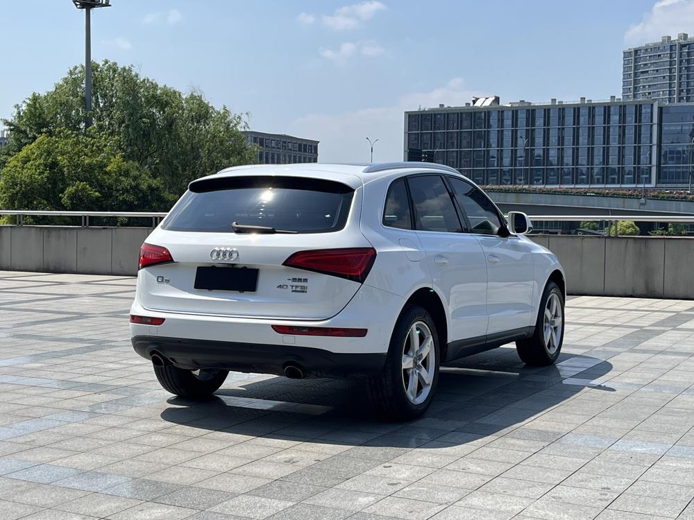 Audi Audi Q5