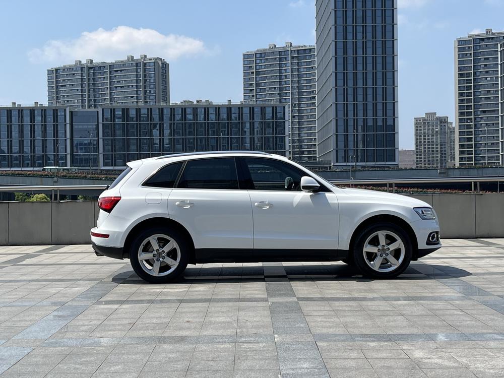 Audi Audi Q5