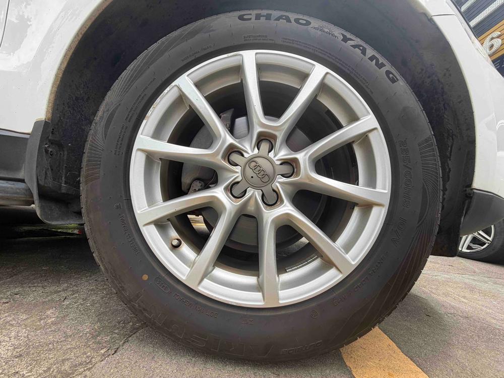 Audi Audi Q5