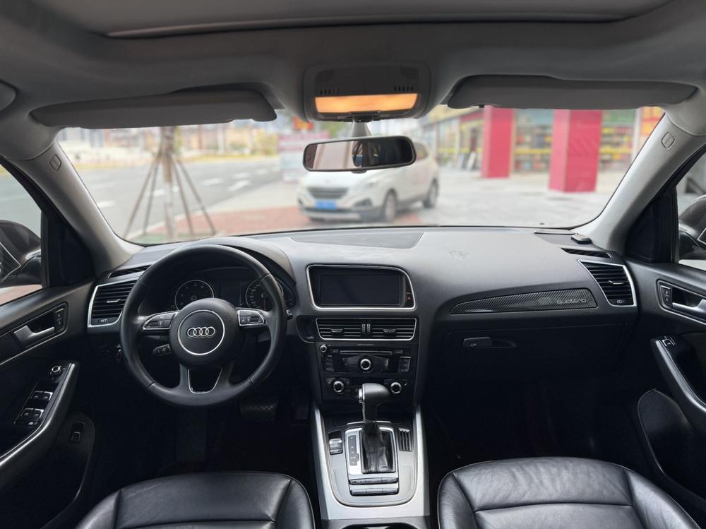 Audi Audi Q5