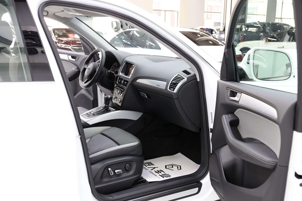 Audi Audi Q5