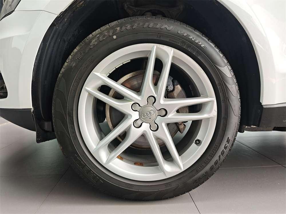 Audi Audi Q5