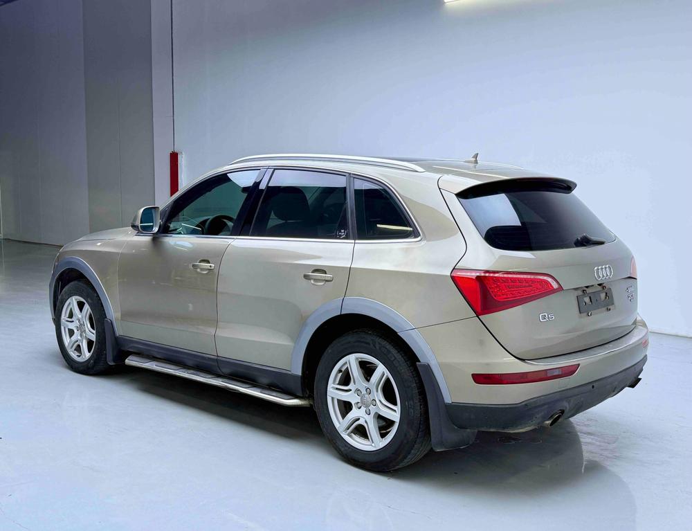 Audi Audi Q5