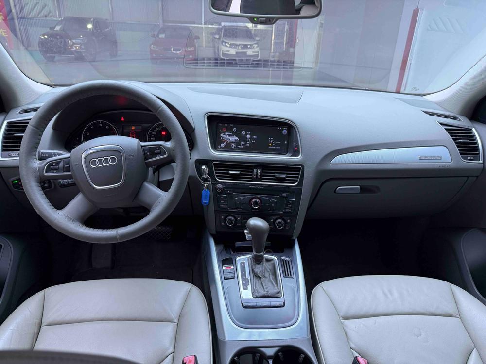 Audi Audi Q5
