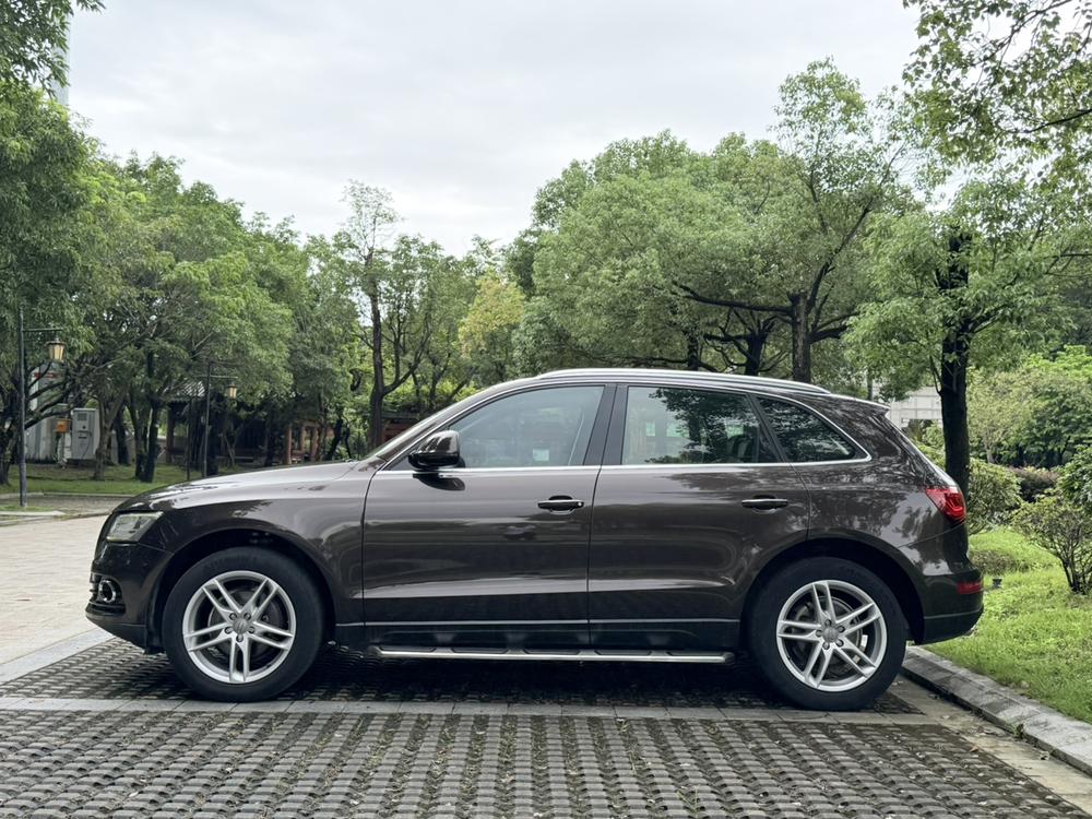 Audi Audi Q5