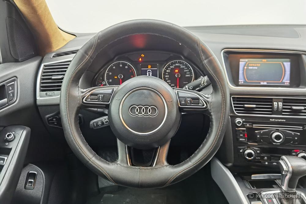 Audi Audi Q5