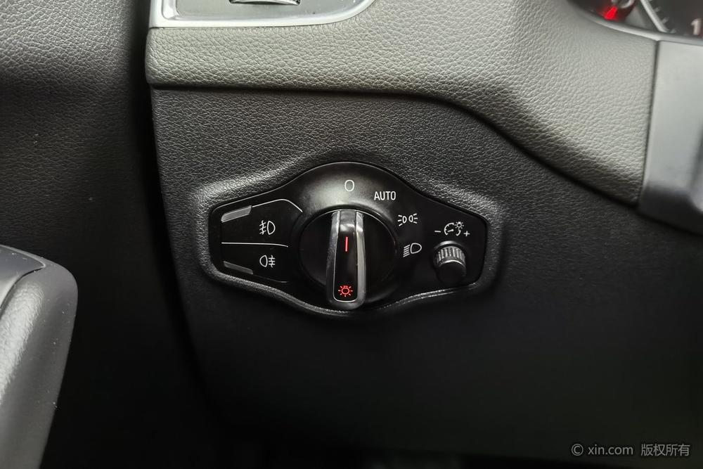 Audi Audi Q5
