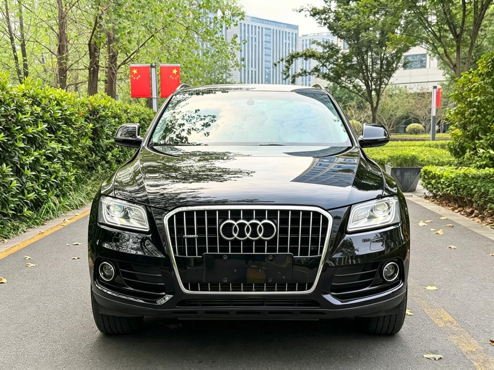 Audi Audi Q5