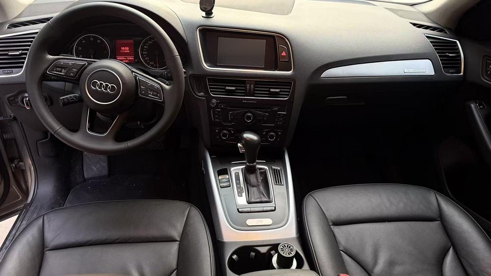 Audi Audi Q5